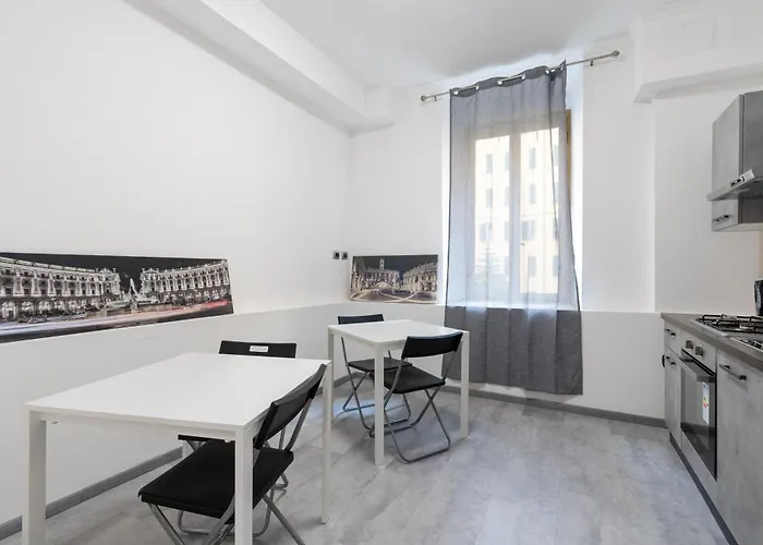 בית הארחה Amazing Near To Colosseo And Subway רומא