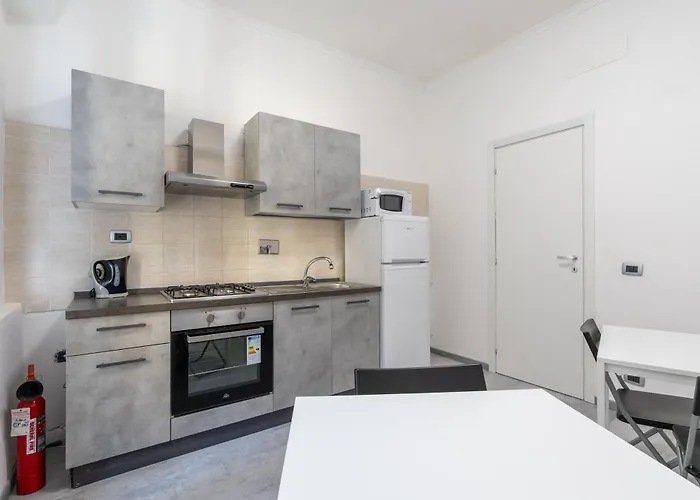 בית הארחה Amazing Near To Colosseo And Subway